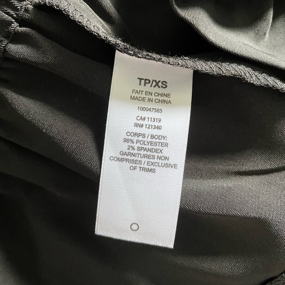 Button Detail Blazer - Picture 6 of 7